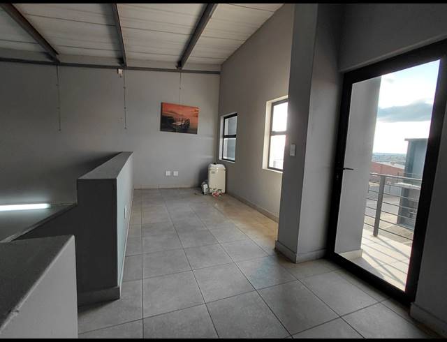 86M² WAREHOUSE TO LET IN CLAYVILLE